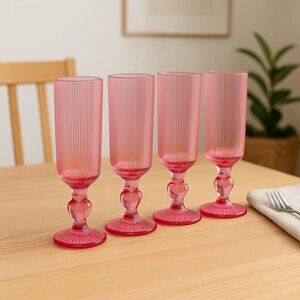 Romantic Ribbed Pink Glass Champagne Flutes Set of 4 Heart Stem Retro Cocktail